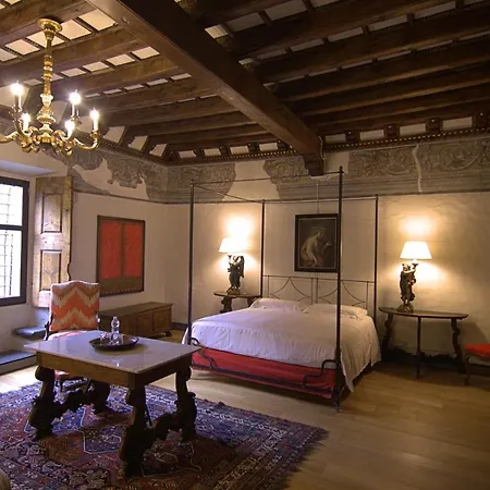 Bed and Breakfast Palazzo Juvalta à Teglio Extérieur photo